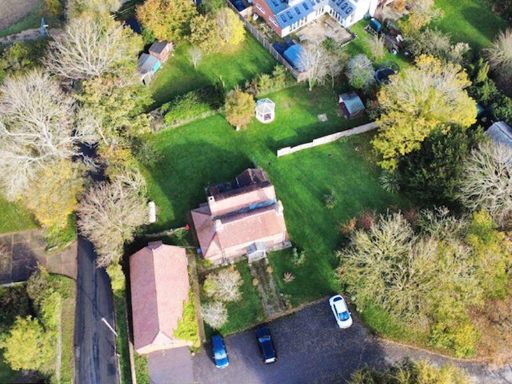 Similar property image