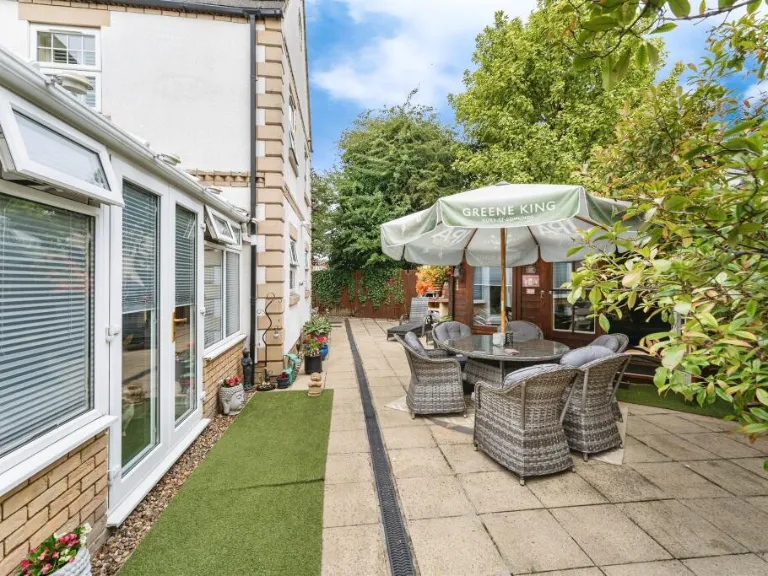 property Compatible Images}