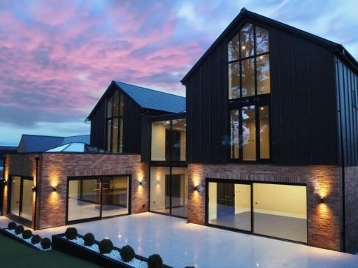 Similar property image