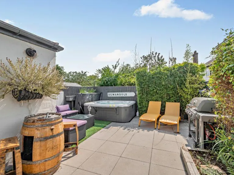 property Compatible Images}
