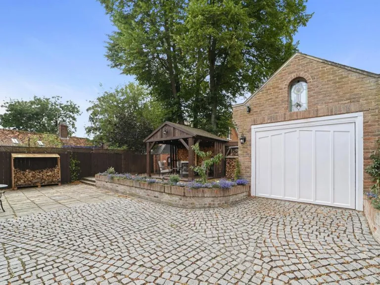 property Compatible Images}