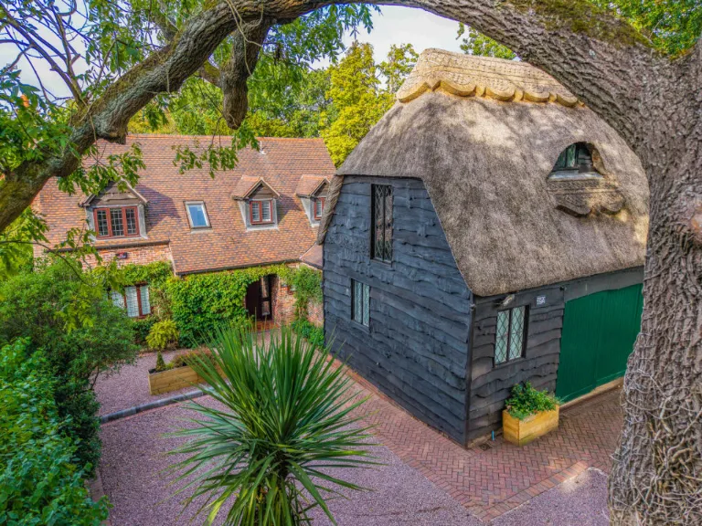 property Compatible Images}