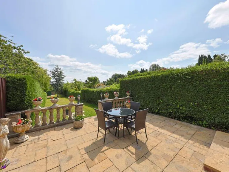 property Compatible Images}