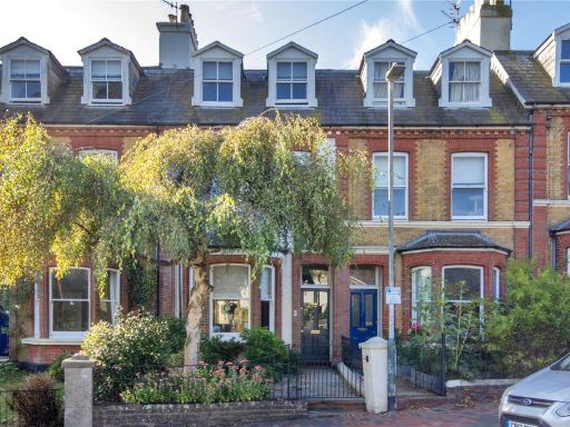 Similar property image