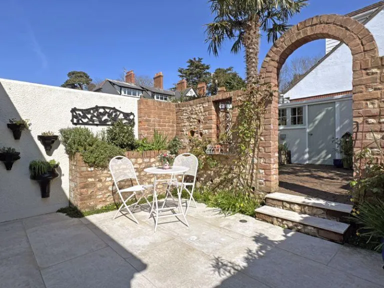 property Compatible Images}