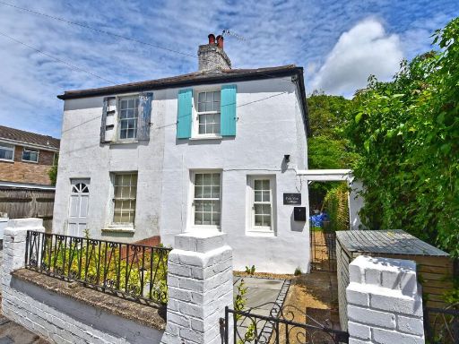 Similar property image