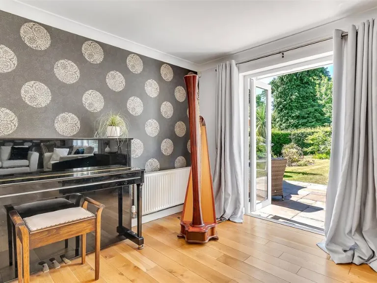 property Compatible Images}