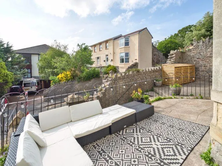 property Compatible Images}