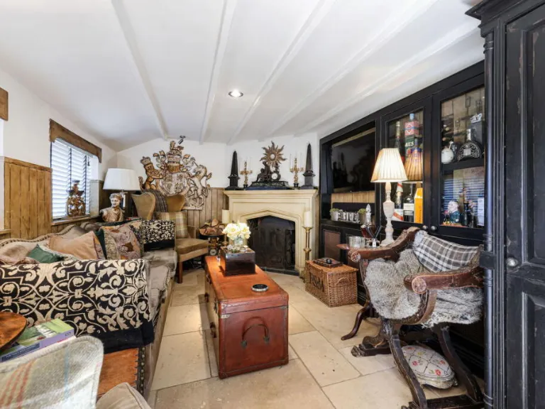 property Compatible Images}