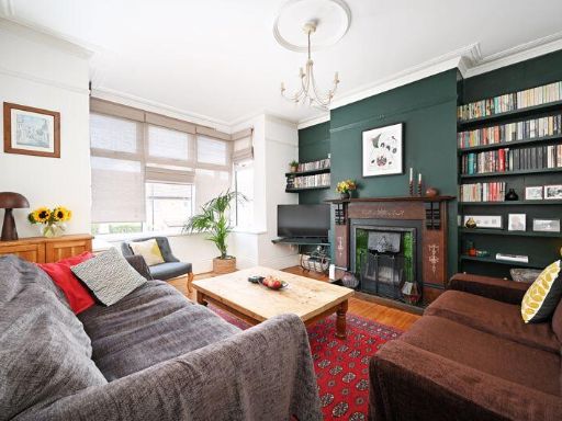 Similar property image