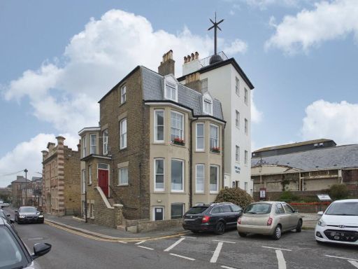 Similar property image