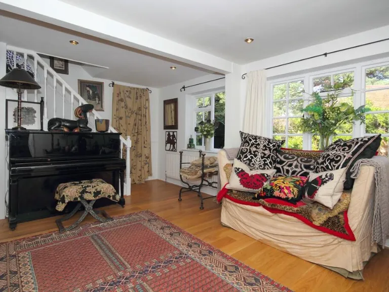 property Compatible Images}