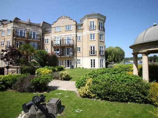 Similar property image