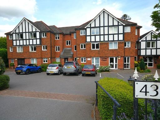 Similar property image