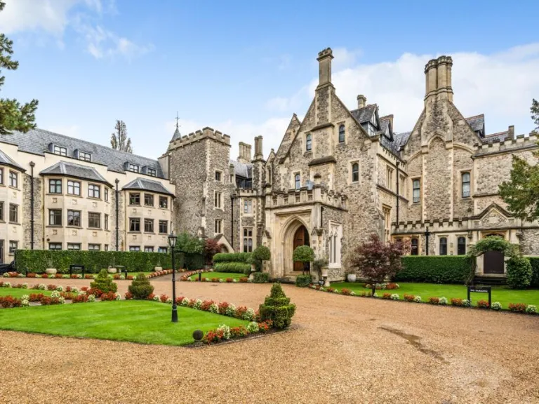 property Compatible Images}