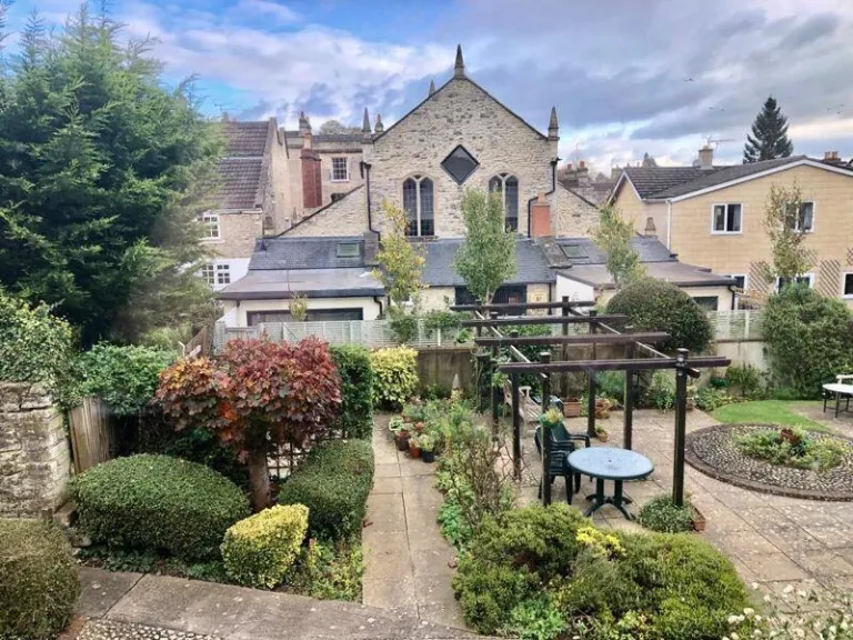 property Compatible Images}