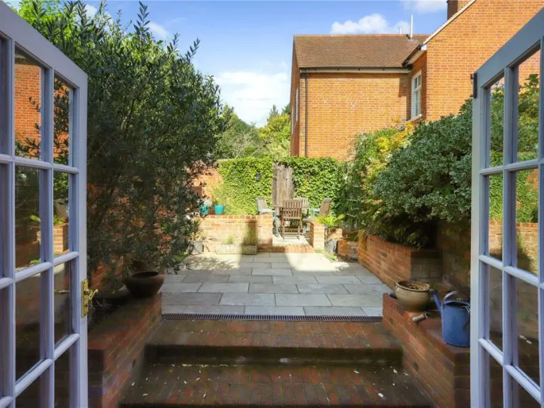 property Compatible Images}