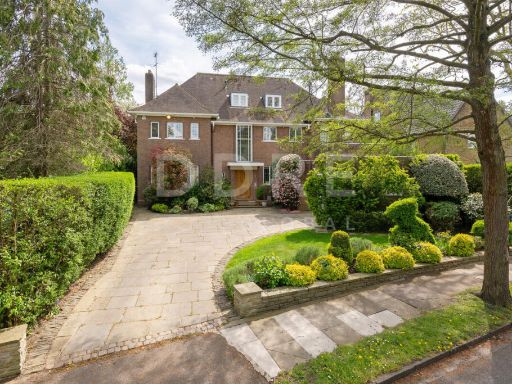 Similar property image