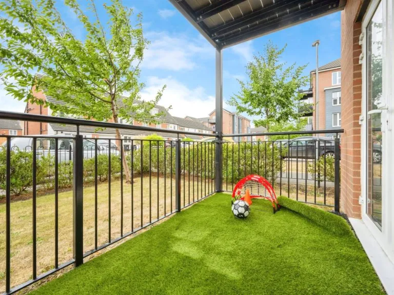 property Compatible Images}