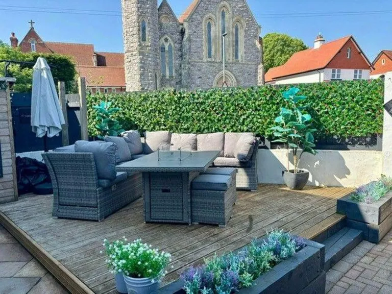 property Compatible Images}