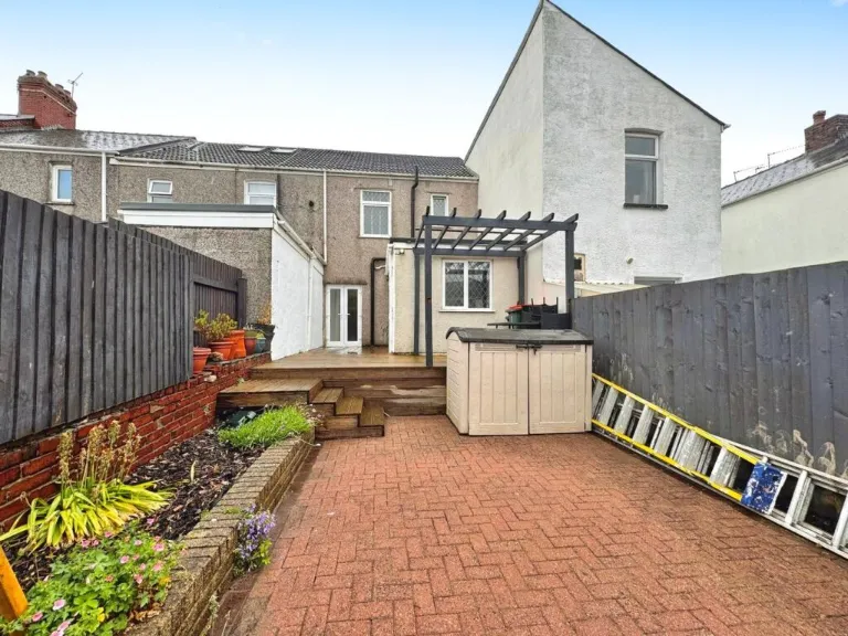 property Compatible Images}