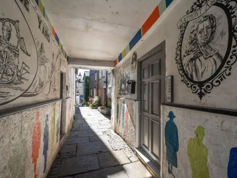 property Compatible Images}