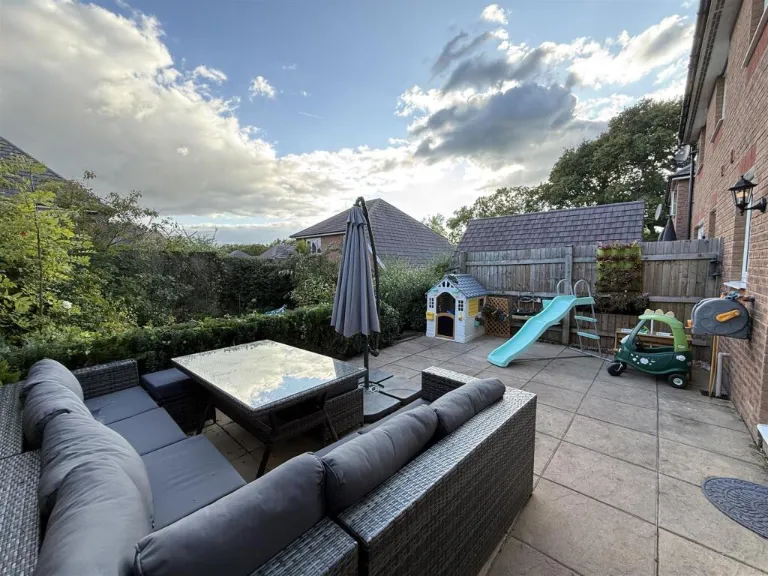 property Compatible Images}