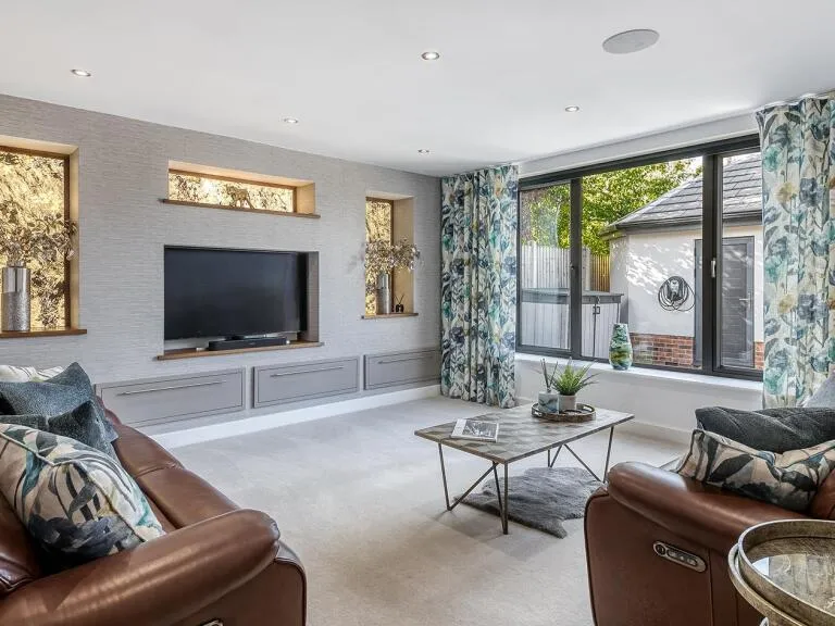 property Compatible Images}