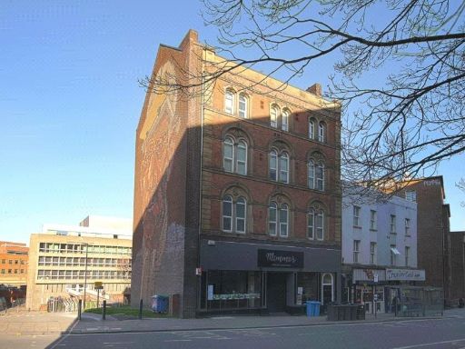 Similar property image
