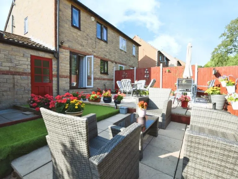 property Compatible Images}