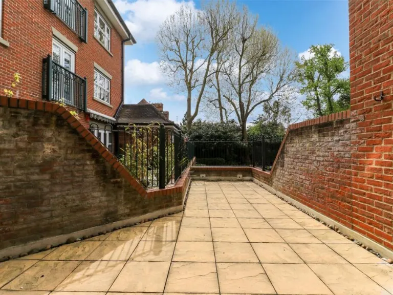 property Compatible Images}