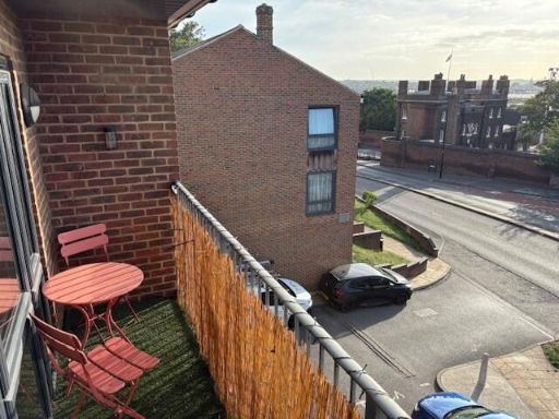 Similar property image