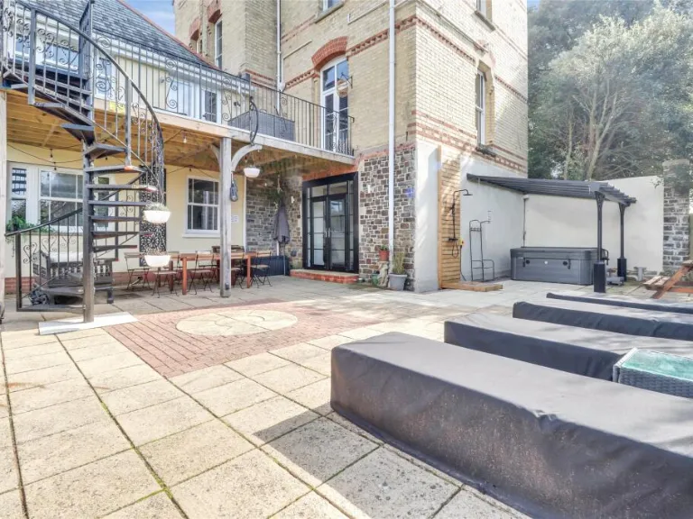 property Compatible Images}