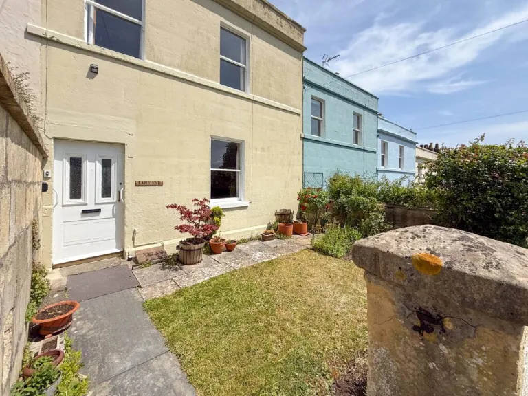 property Compatible Images}