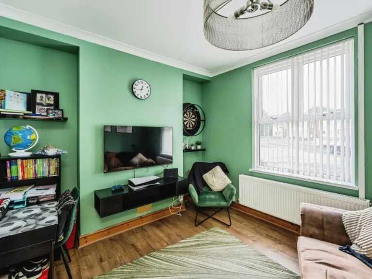 property Compatible Images}