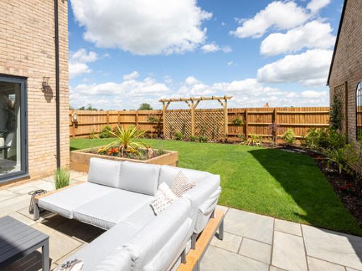 property Low res Images}