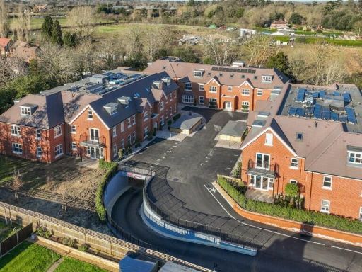 Similar property image