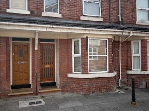 Similar property image